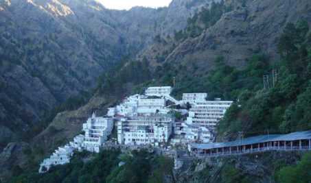 Weekend Darshani Deori at Golden Temple Tour Package - Katra Vaishnodevi Tour Package from Delhi Pune Mumbai India