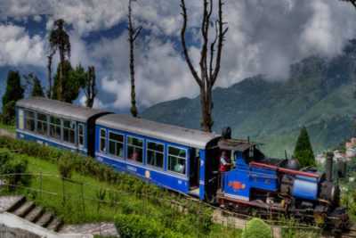 Sikking Darjeeling Northeast Tour Package from Delhi Pune Mumbai India